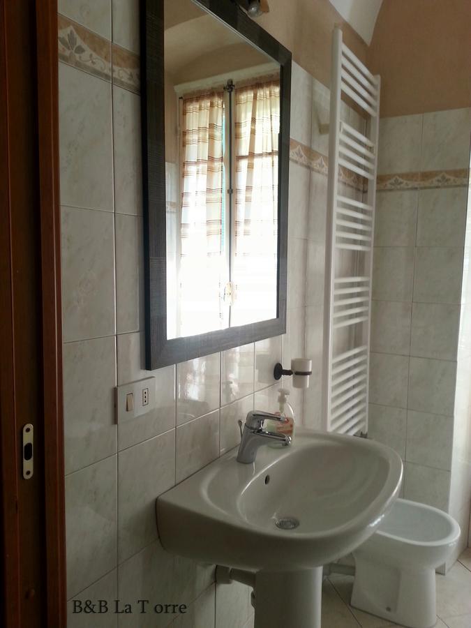 La Torre Bed and Breakfast Dolceacqua Δωμάτιο φωτογραφία
