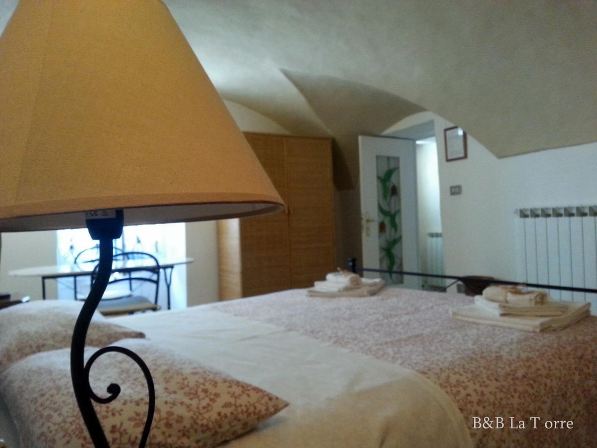 La Torre Bed and Breakfast Dolceacqua Δωμάτιο φωτογραφία